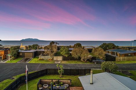 Photo of property in 2 The Southern Isle, Omaha, 0986