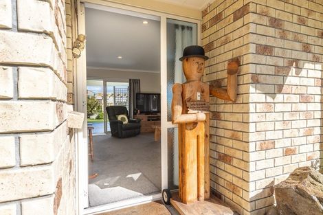 Photo of property in 18 De La Mare Drive, Leamington, Cambridge, 3432