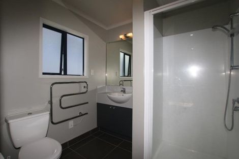 Photo of property in 17 Candlestick Place, Oteha, Auckland, 0632