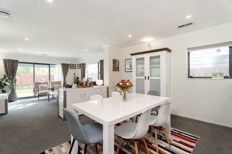 Photo of property in 61 Melksham Drive, Churton Park, Wellington, 6037