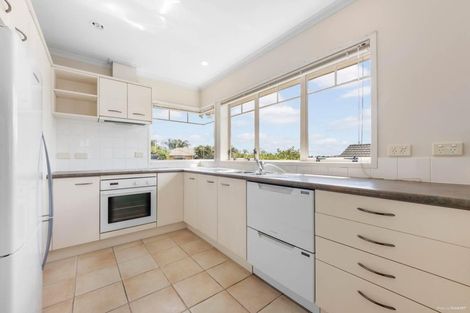 Photo of property in 9 Rush Creek Drive, Westgate, Auckland, 0614