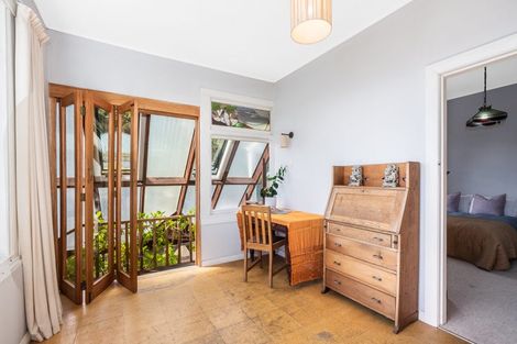 Photo of property in 24 Mahoe Street, Eastbourne, Lower Hutt, 5013