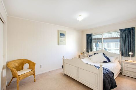 Photo of property in 405b Eastbourne Street East, Hastings, 4122