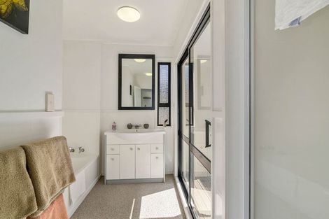 Photo of property in 16 Lewis Road, Lynmore, Rotorua, 3010