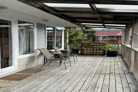 Photo of property in 3 Uppingham Crescent, Hillcrest, Auckland, 0627