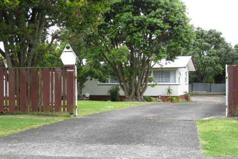 Photo of property in 11 Ashcroft Avenue, Mangere Bridge, Auckland, 2022