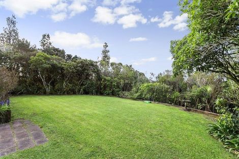 Photo of property in 51 Turanga Road, Henderson Valley, Auckland, 0612