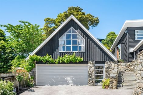 Photo of property in 27 Carlow Grove, Birchville, Upper Hutt, 5018