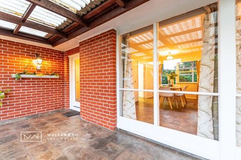 Photo of property in 28 Pinehaven Road, Pinehaven, Upper Hutt, 5019