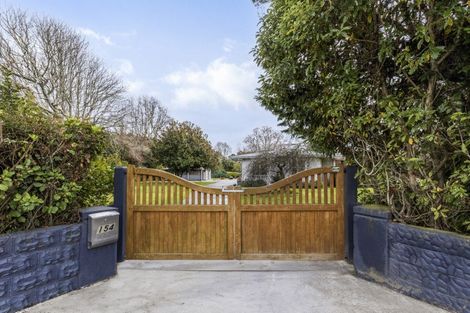 Photo of property in 154 Main Road, Levin, 5510