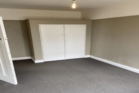 Photo of property in 14 Hawker Street, Mount Victoria, Wellington, 6011