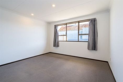 Photo of property in 65e Wesley Street, South Dunedin, Dunedin, 9012