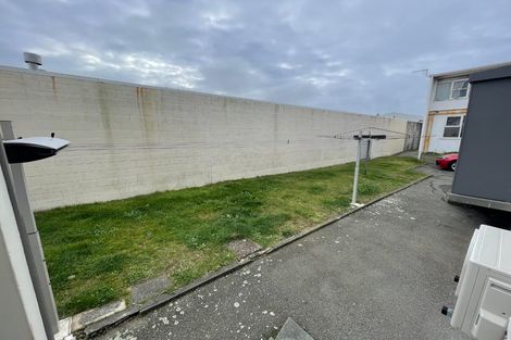 Photo of property in 10/55 Apu Crescent, Lyall Bay, Wellington, 6022