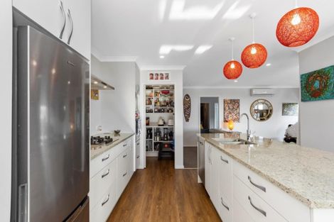 Photo of property in 89 Bert Wall Drive, Omokoroa, 3114