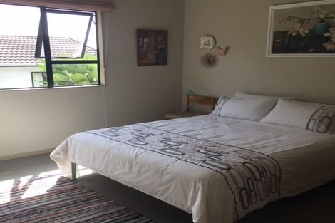 Photo of property in 27 Hicks Crescent, Waikanae Beach, Waikanae, 5036