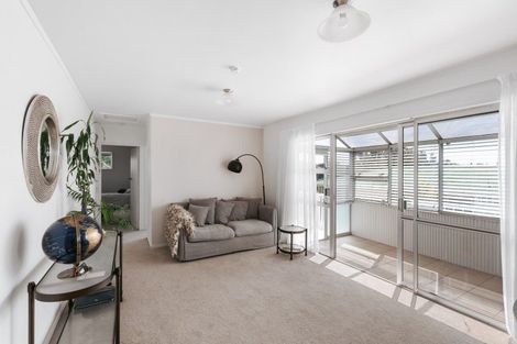 Photo of property in 138b Kingswood Road, Brookfield, Tauranga, 3110