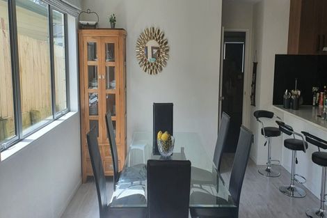 Photo of property in 58a Staveley Avenue, Mount Roskill, Auckland, 1041