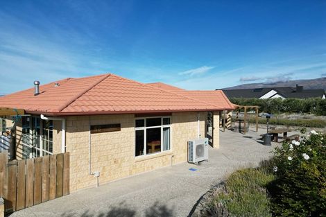 Photo of property in 56 Missy Crescent, Mount Pisa, Cromwell, 9383