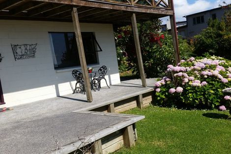 Photo of property in 1/295 East Coast Road, Mairangi Bay, Auckland, 0630