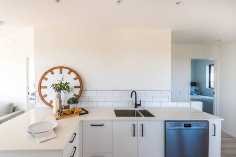 Photo of property in 19f Bradbury Road, Botany Downs, Auckland, 2010