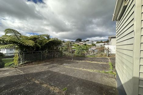 Photo of property in 33 Leicester Street, Cannons Creek, Porirua, 5024
