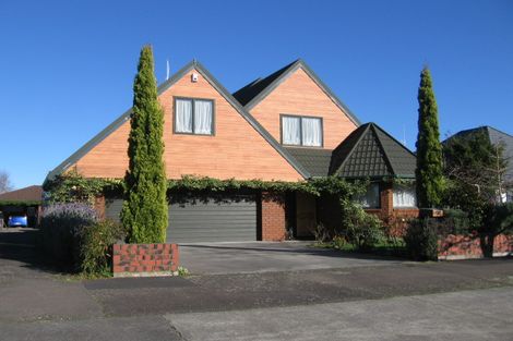 Photo of property in 10 Martin Street, Palmerston North, 4414