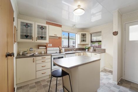 Photo of property in 10 Bell Street, Otaki, 5512