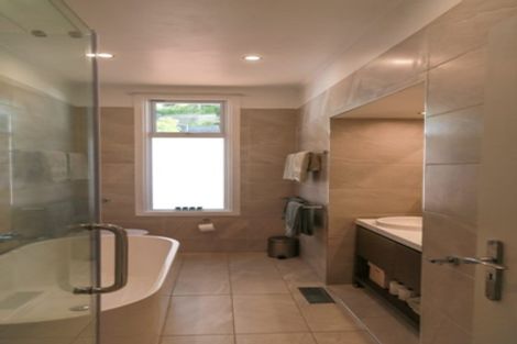 Photo of property in 8 Roseneath Terrace, Roseneath, Wellington, 6011