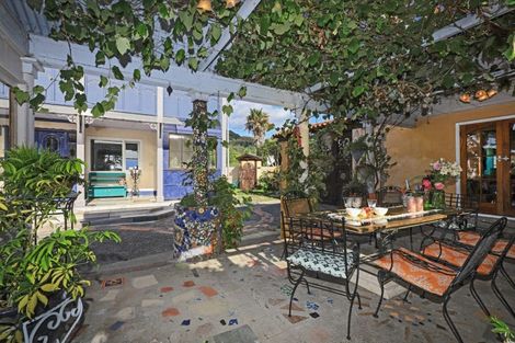 Photo of property in 37 Gillies Crescent, Waimarama, Havelock North, 4294