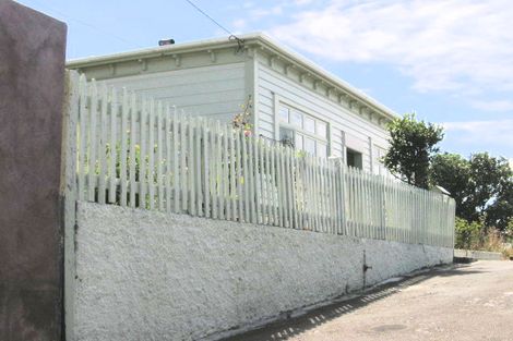 Photo of property in 4 Mudges Terrace, Newtown, Wellington, 6021