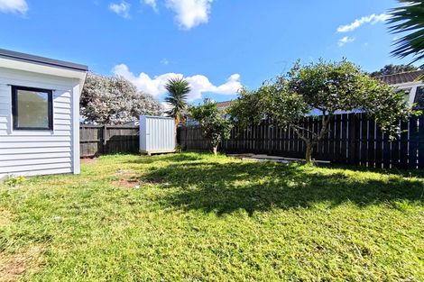 Photo of property in 2/4 Martha Lane, Weymouth, Auckland, 2103