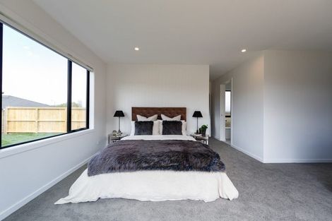 Photo of property in 45 Te Taniwha Road, One Tree Point, 0118