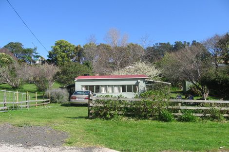 Photo of property in 12 Irishtown Road, Kuaotunu, Whitianga, 3592