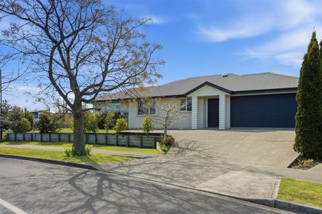 Photo of property in 1 Puketutu Grove, Motueka, 7120