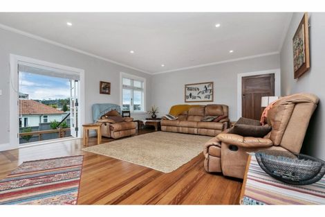 Photo of property in 1 Cochrane Road, Hobsonville, Auckland, 0616