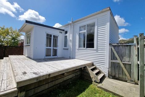 Photo of property in 28 Seddon Street, Wallaceville, Upper Hutt, 5018