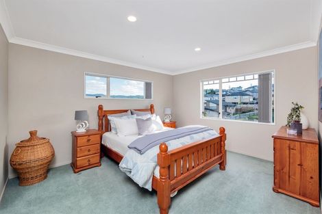 Photo of property in 2 San Marino Drive, Henderson, Auckland, 0612