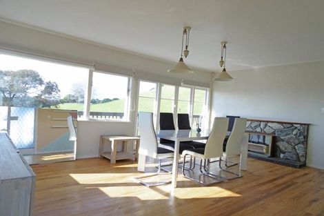 Photo of property in 35 Scott Avenue, Mangere Bridge, Auckland, 2022