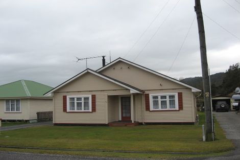 Photo of property in 48 Inverness Street, Dunollie, Runanga, 7803