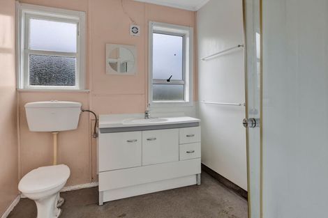Photo of property in 4 Middlesex Street, Patea, 4520