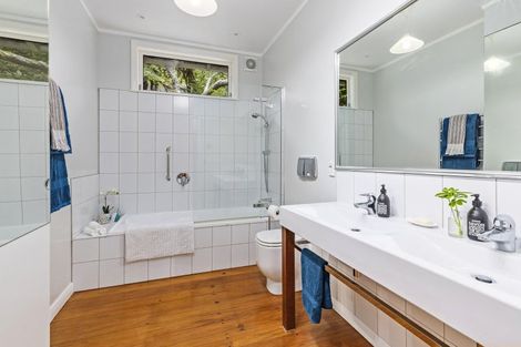 Photo of property in 70 Messines Road, Karori, Wellington, 6012