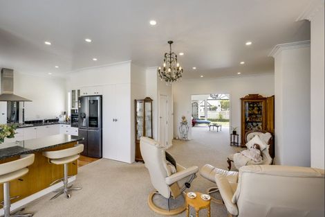 Photo of property in 125 Thompson Road, Bluff Hill, Napier, 4110