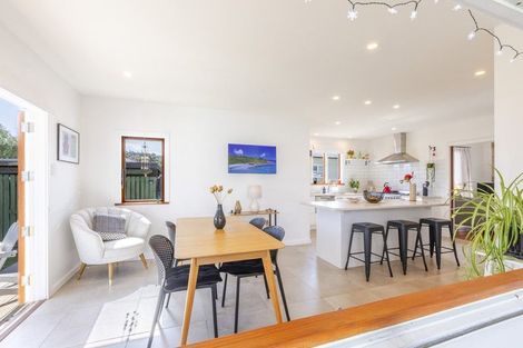 Photo of property in 10 Mcdonald Street, Napier South, Napier, 4110