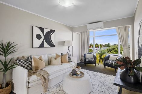 Photo of property in 4/184 Powderham Street, New Plymouth, 4310