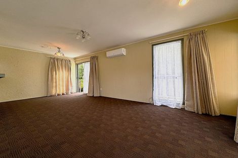 Photo of property in 3 Benita Place, Sunnyvale, Auckland, 0612