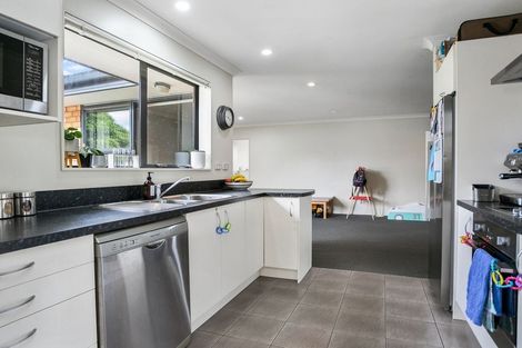 Photo of property in 15 Jasmine Place, Cambridge, 3434