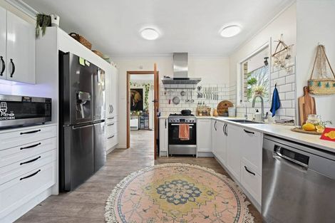 Photo of property in 56 Glen Lynne Avenue, Queenwood, Hamilton, 3210