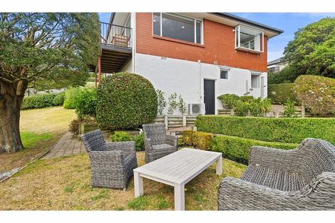 Photo of property in 118 Dyers Pass Road, Cashmere, Christchurch, 8022