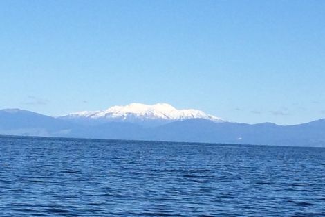 Photo of property in 1 Sparrowhawk Way, Kinloch, Taupo, 3377