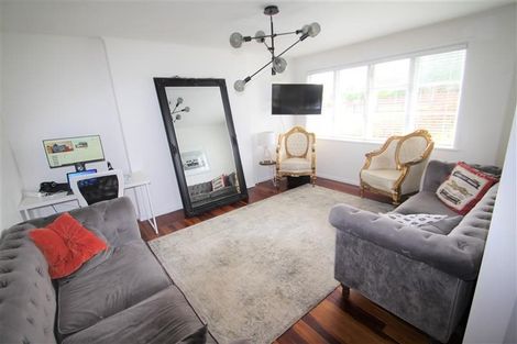 Photo of property in 66 Tripoli Road, Panmure, Auckland, 1072